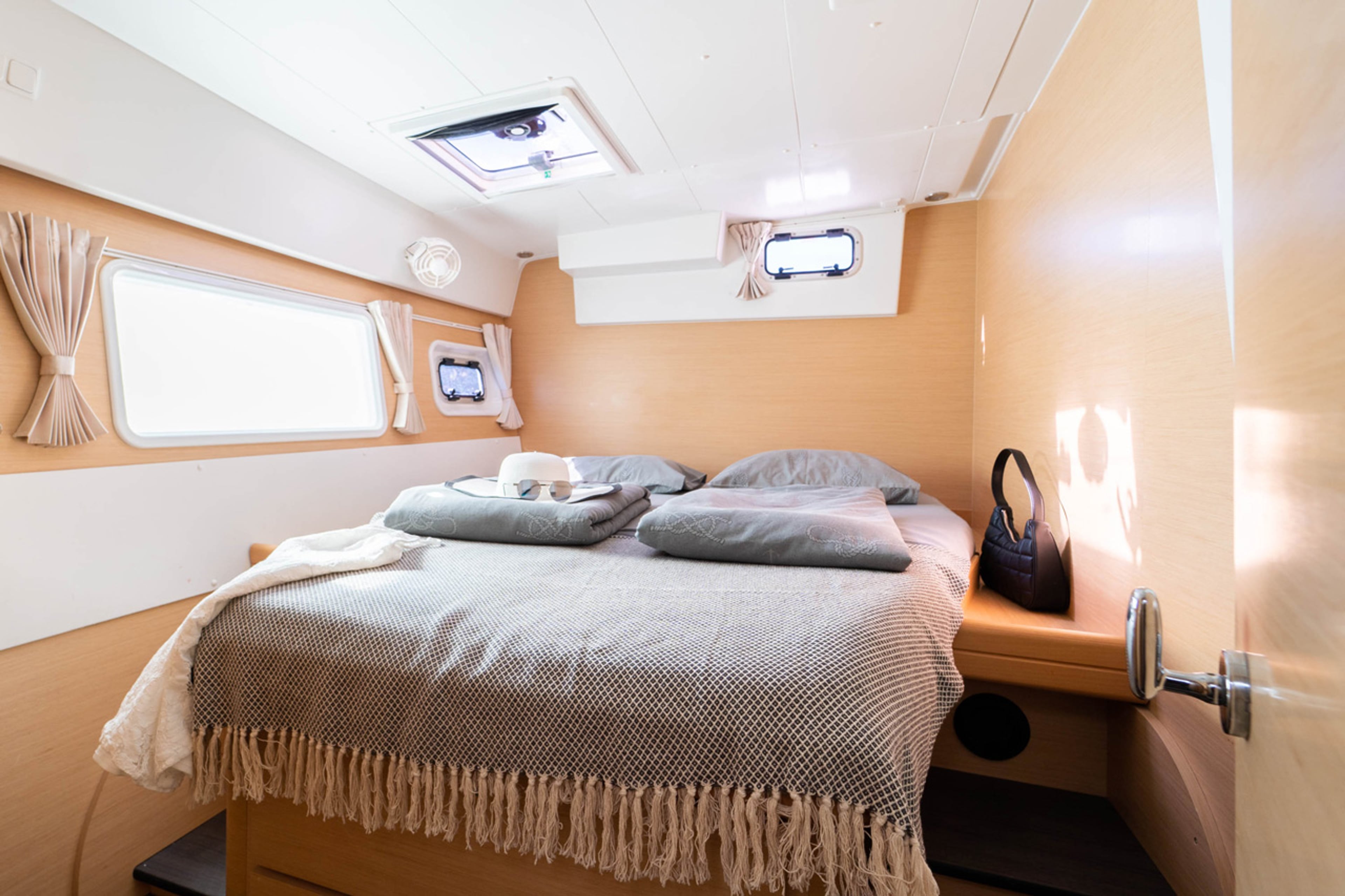 Lagoon 421 - 4 + 1 cab. - Patch Work, picture 24