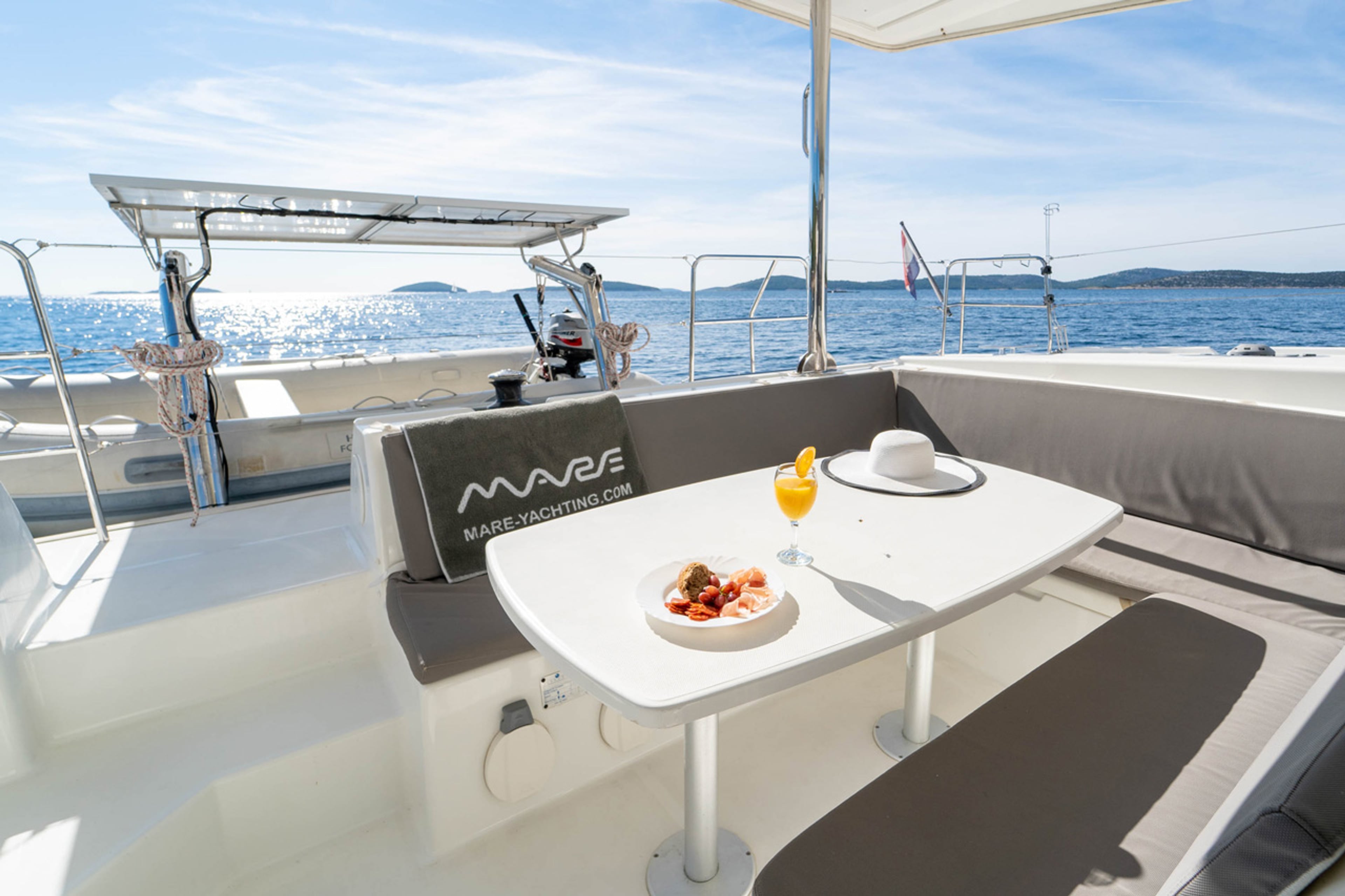 Lagoon 421 - 4 + 1 cab. - Patch Work, picture 5