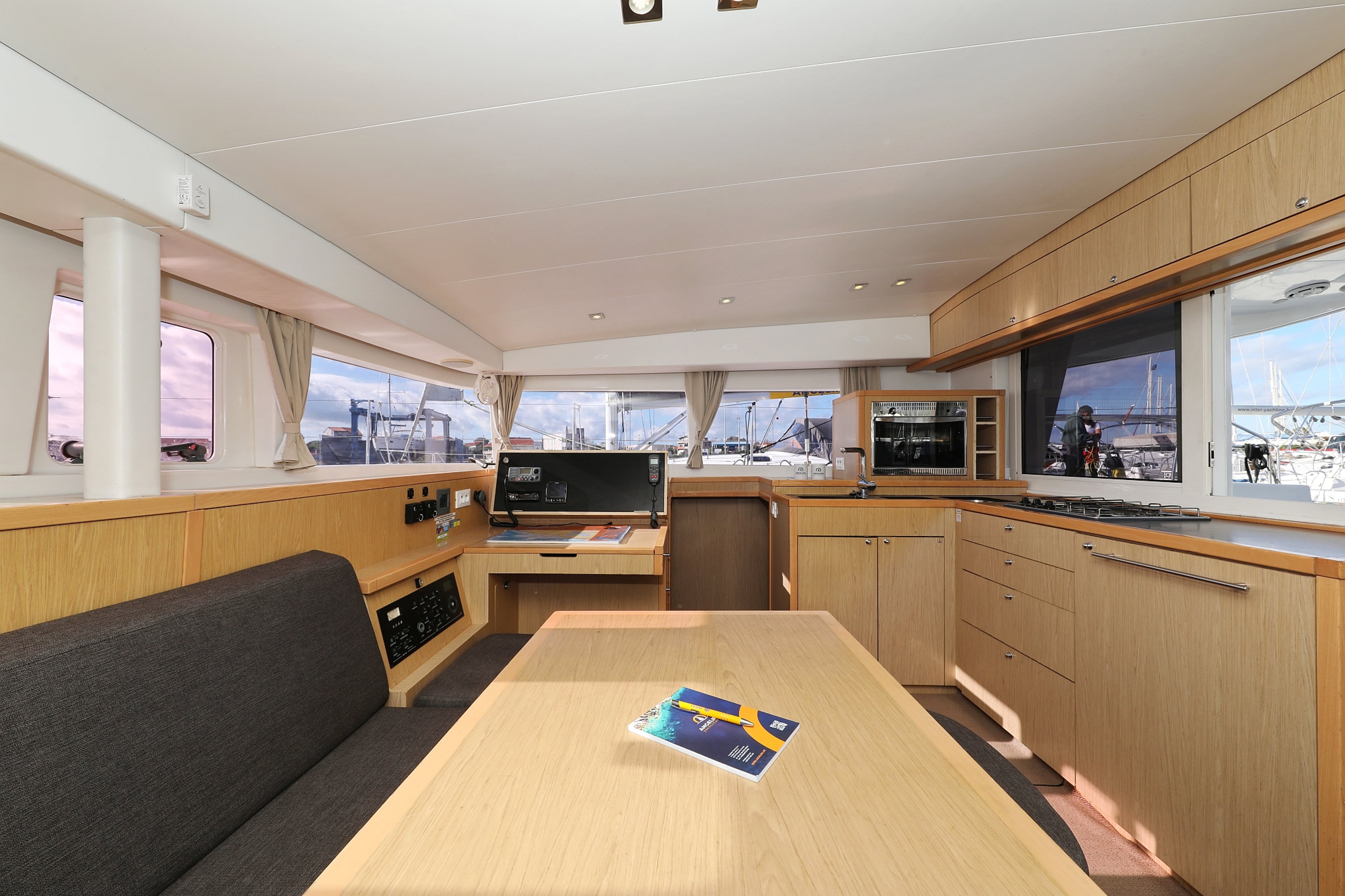 Lagoon 400 S2 - 4 + 2 cab. - Maja V, picture 16